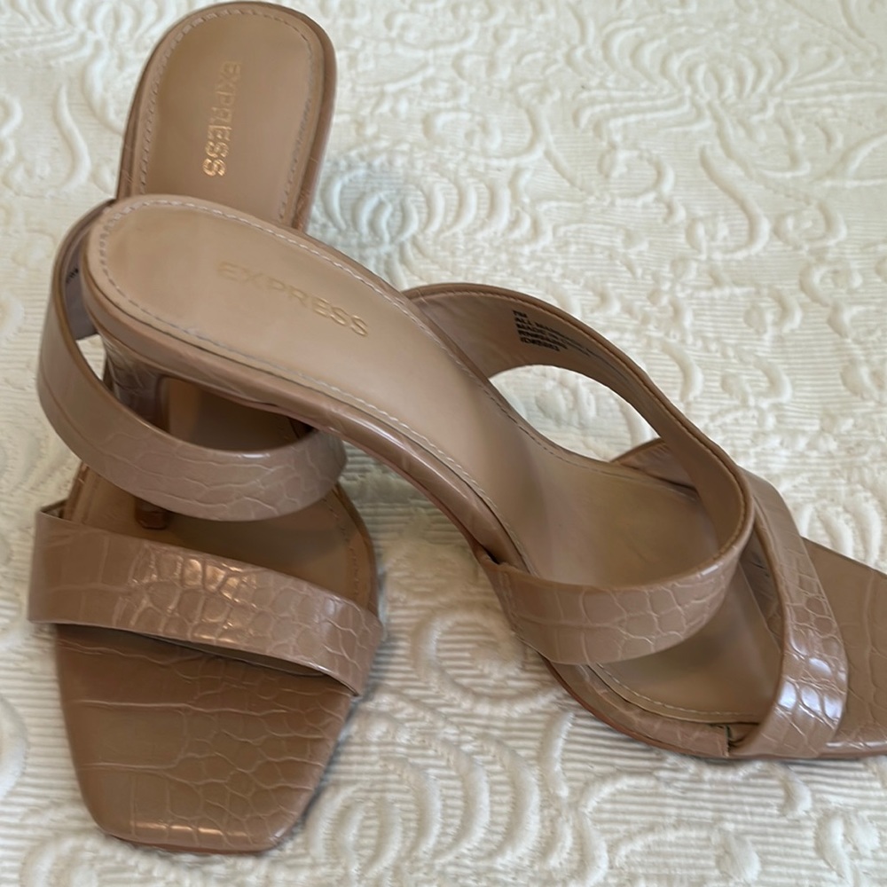 Express slip on sandals, size 7